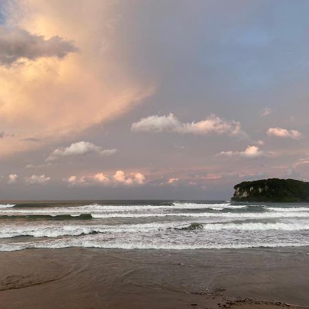 Surf N Stay Whangamata Esterno foto
