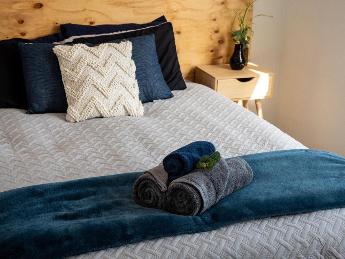 Surf N Stay Whangamata Esterno foto