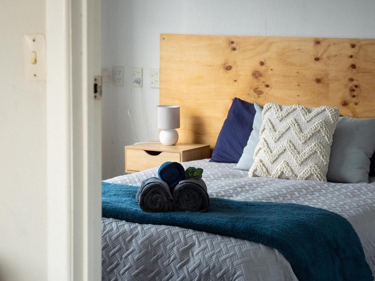 Surf N Stay Whangamata Esterno foto