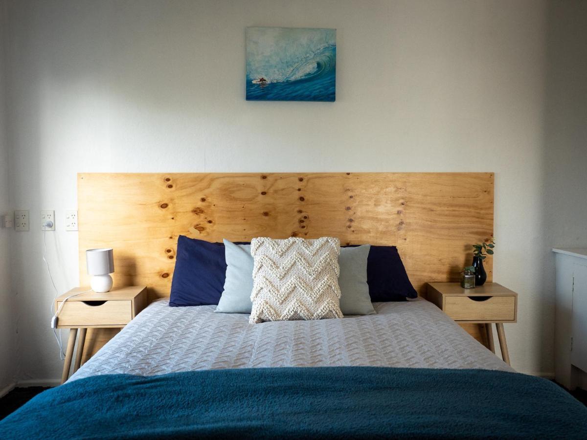 Surf N Stay Whangamata Esterno foto