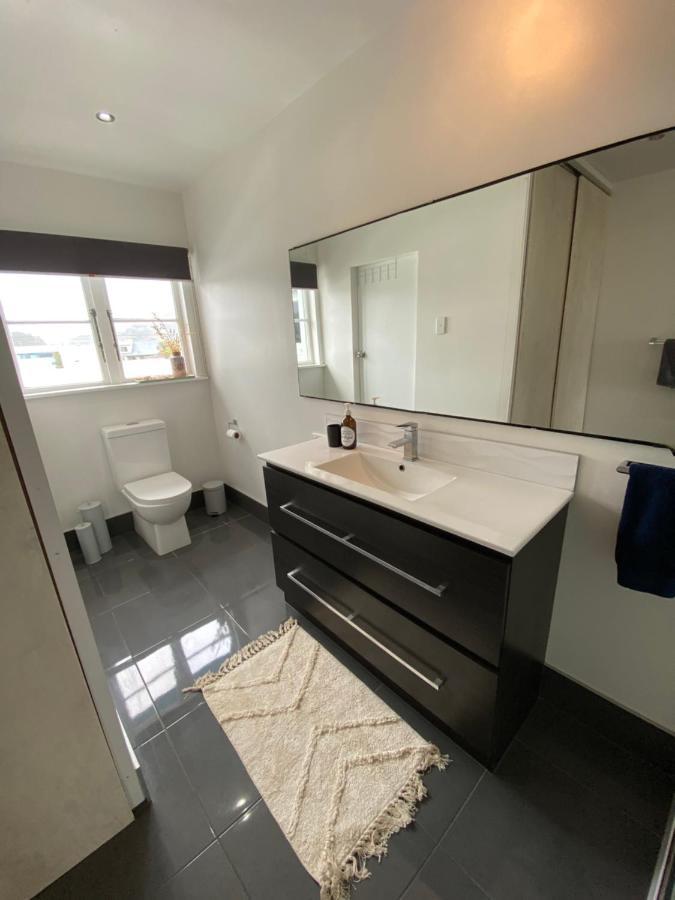 Surf N Stay Whangamata Esterno foto