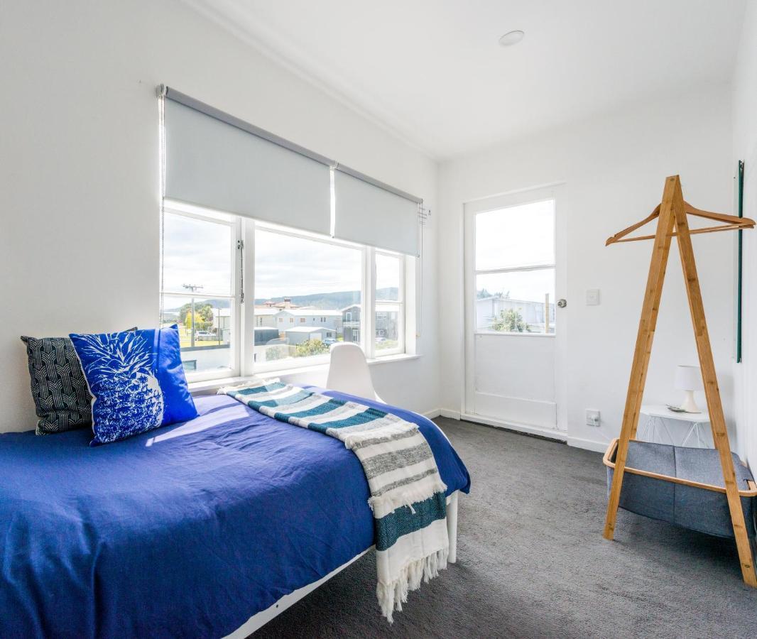 Surf N Stay Whangamata Esterno foto