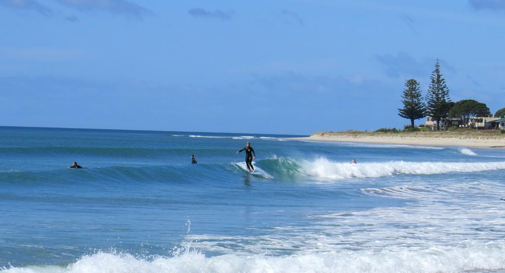 Surf N Stay Whangamata Esterno foto